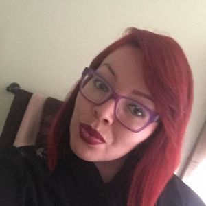 Meet your Posher, Lina